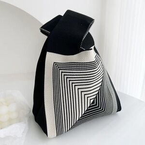 Women’s Knot Wrist Bag Tote Handmade Knitted Bag Portable Mini Striped Bucket